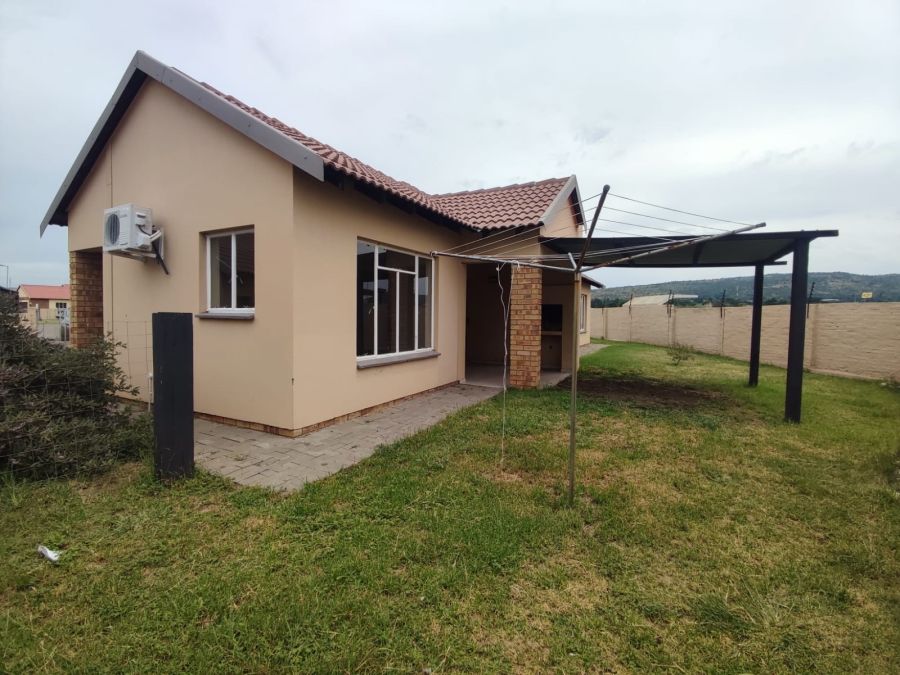 3 Bedroom Property for Sale in Waterkloof Hill Estate North West